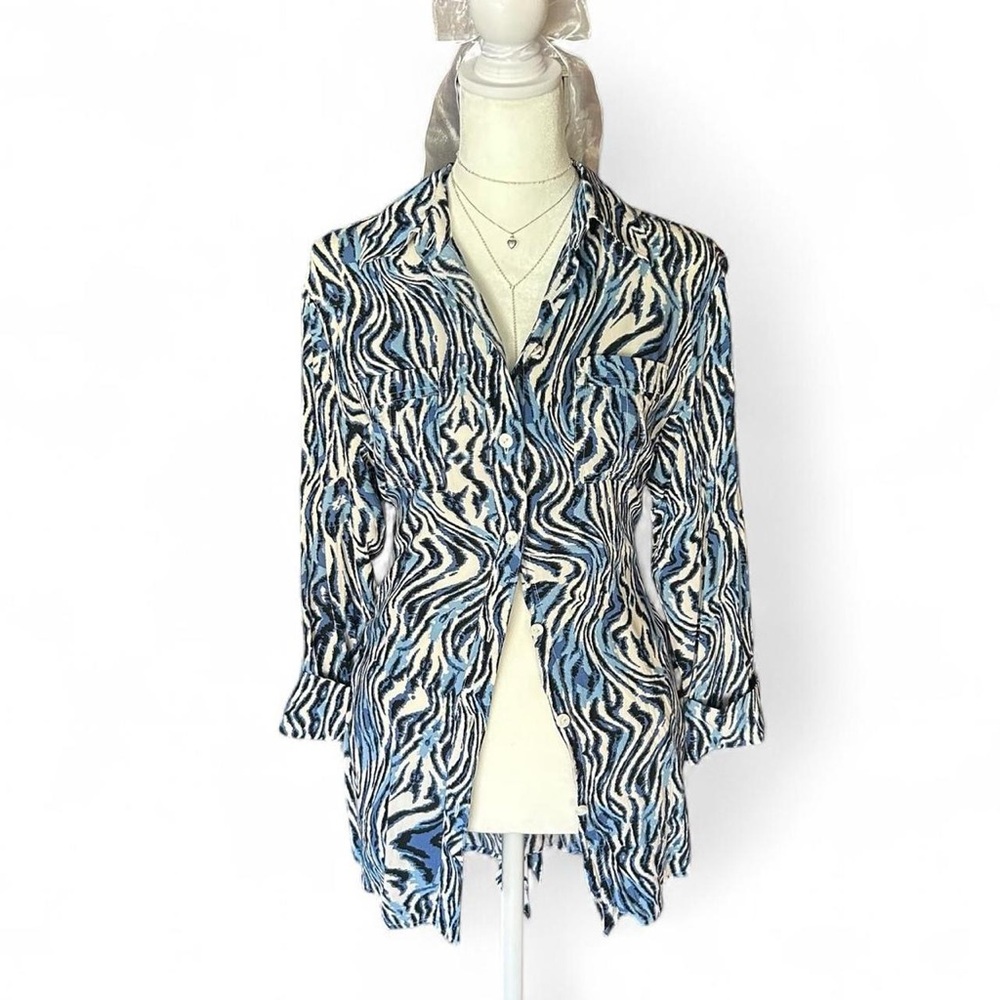Foxcroft Blue & White Zebra Print Button Up Blouse 4